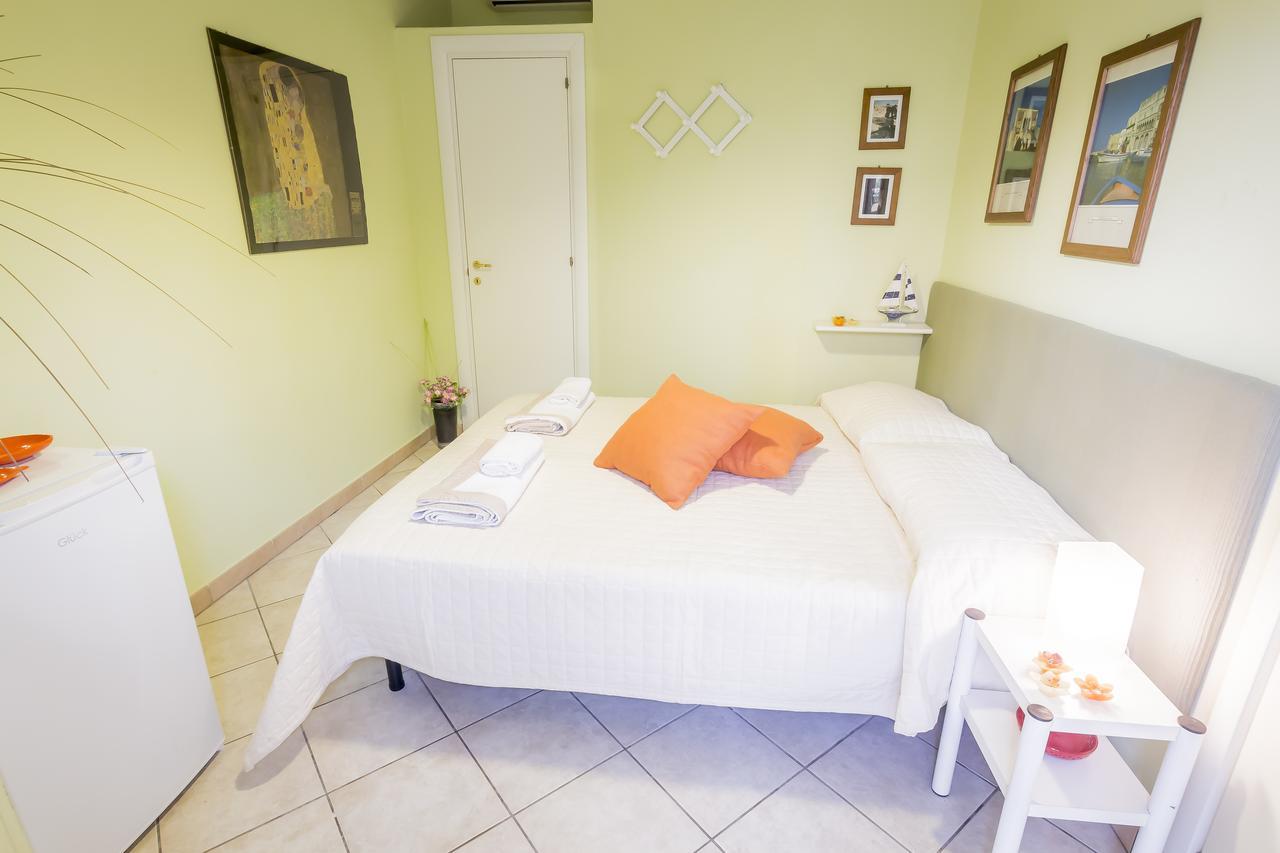 Mandarinoarancio Bed and Breakfast Alezio Buitenkant foto